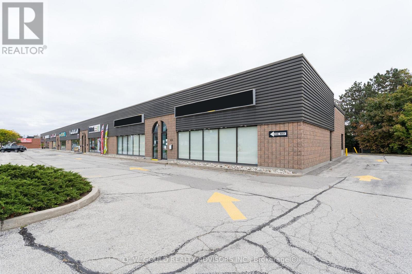 426-430 Speers Road, Oakville, Ontario  L6K 2G2 - Photo 11 - W12534578