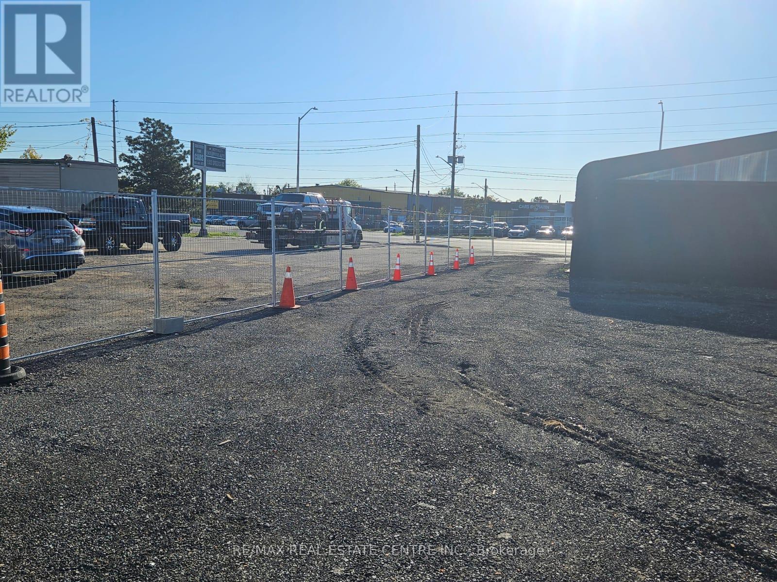 Lot 2 - 1507 Speers Road, Oakville, Ontario  L6L 2X5 - Photo 18 - W12543082