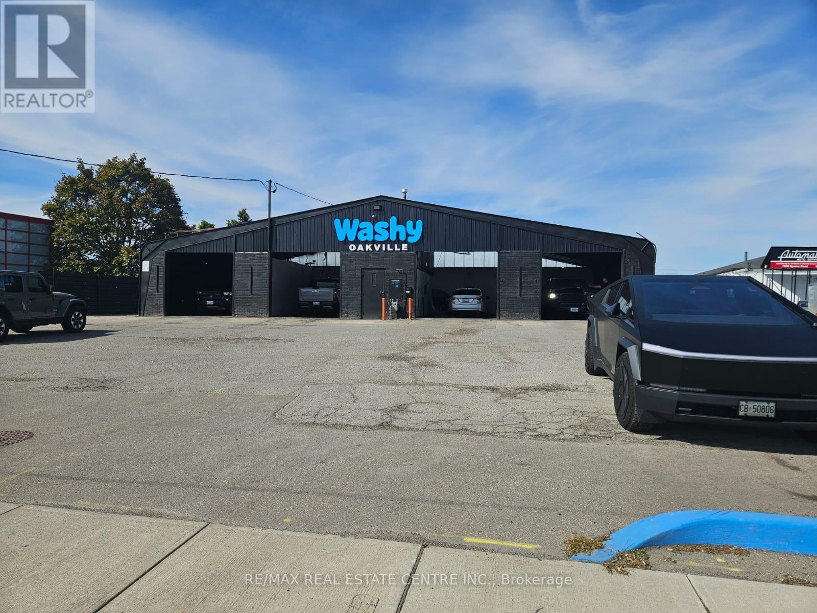 Lot 1 - 1507 Speers Road, Oakville, Ontario L6L 2X5 - Photo 8 - W12542682