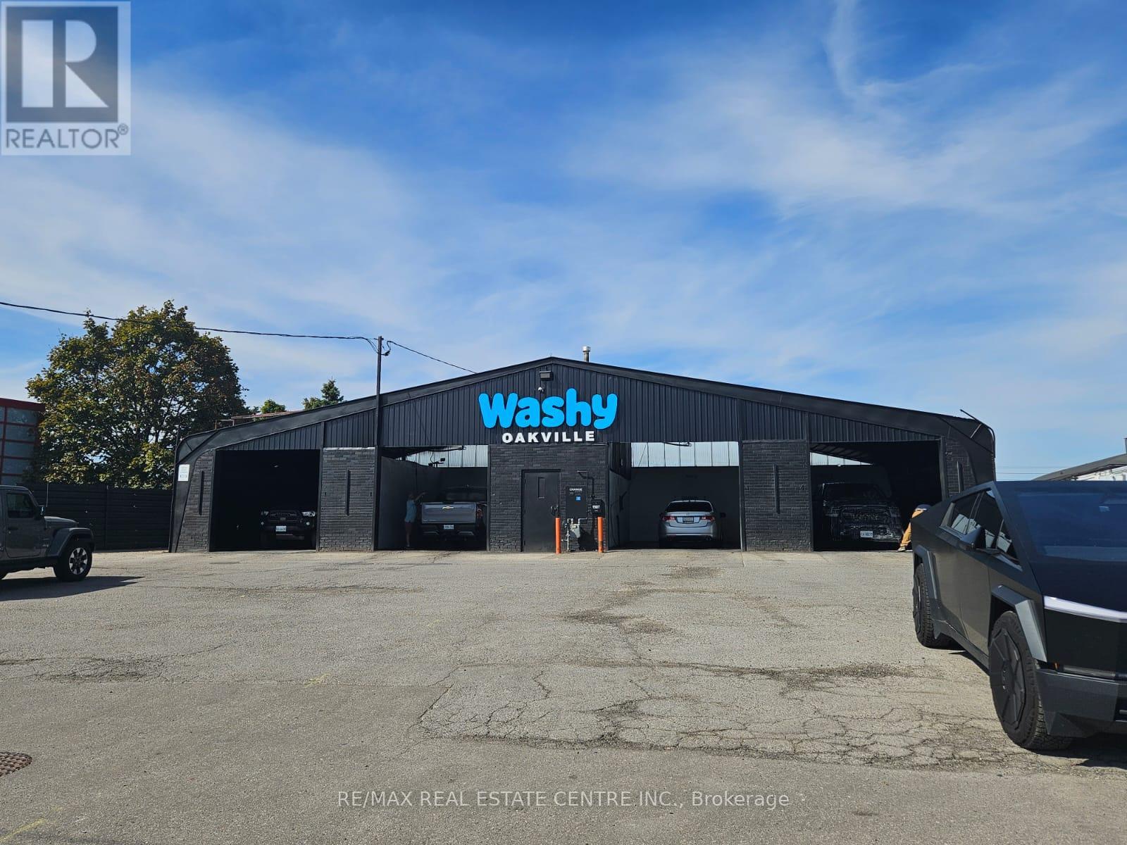 Lot 1 - 1507 Speers Road, Oakville, Ontario L6L 2X5 - Photo 4 - W12542682