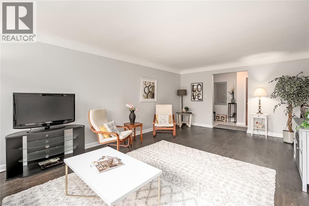 2128 Harris Crescent Unit# 7, Burlington, Ontario  L7R 1G4 - Photo 6 - 40787037