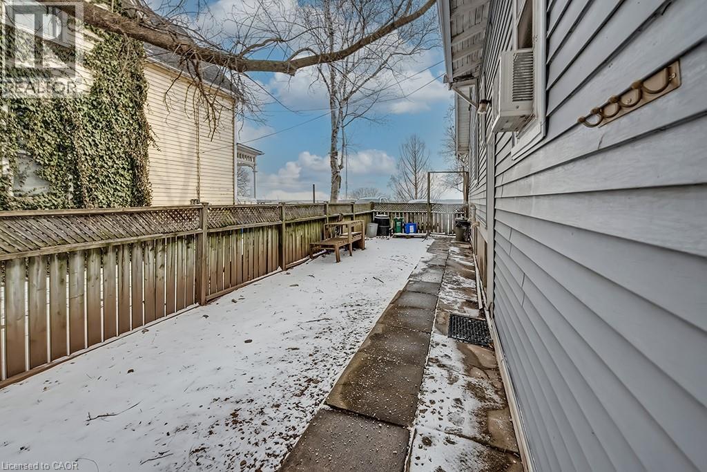 1415 Lakeshore Road, Burlington, Ontario L7S 1B3 - Photo 23 - 40788178