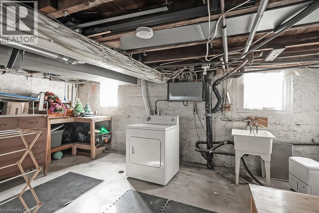 1415 Lakeshore Road, Burlington, Ontario L7S 1B3 - Photo 21 - 40788178