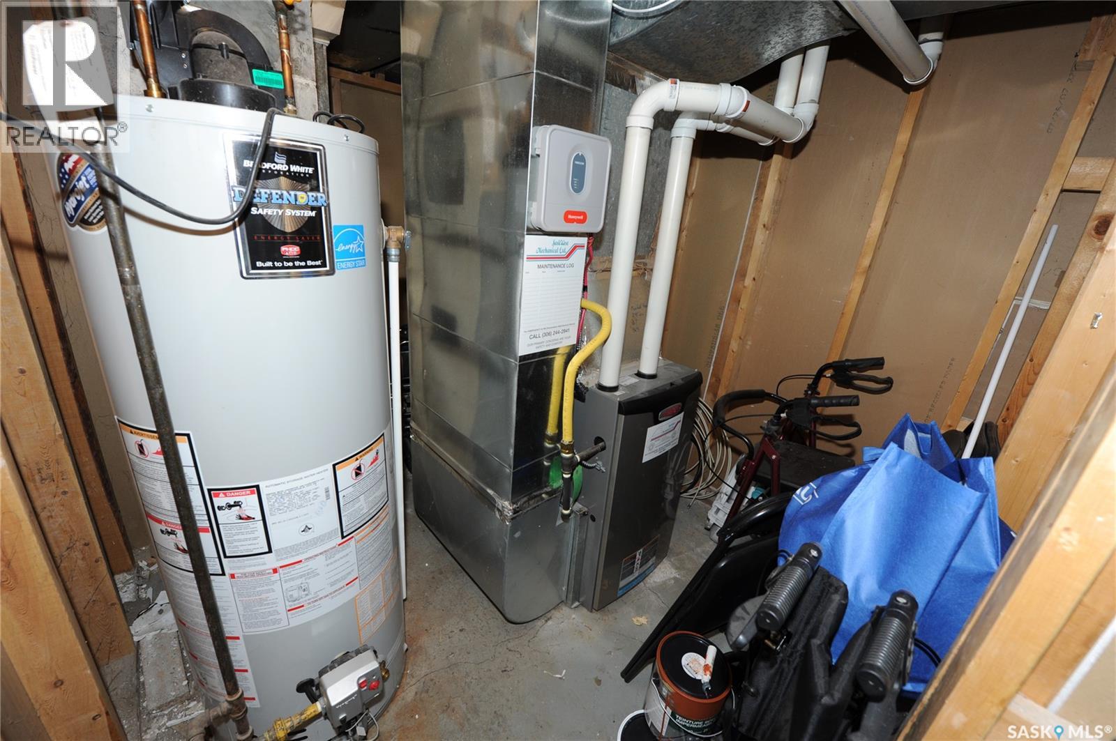 213 1st Street, Dundurn, Saskatchewan  S0K 1K0 - Photo 16 - SK024003