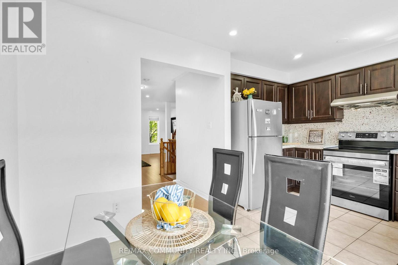 49 Mcgonigal Lane, Ajax, Ontario  L1T 4H1 - Photo 16 - E12543172