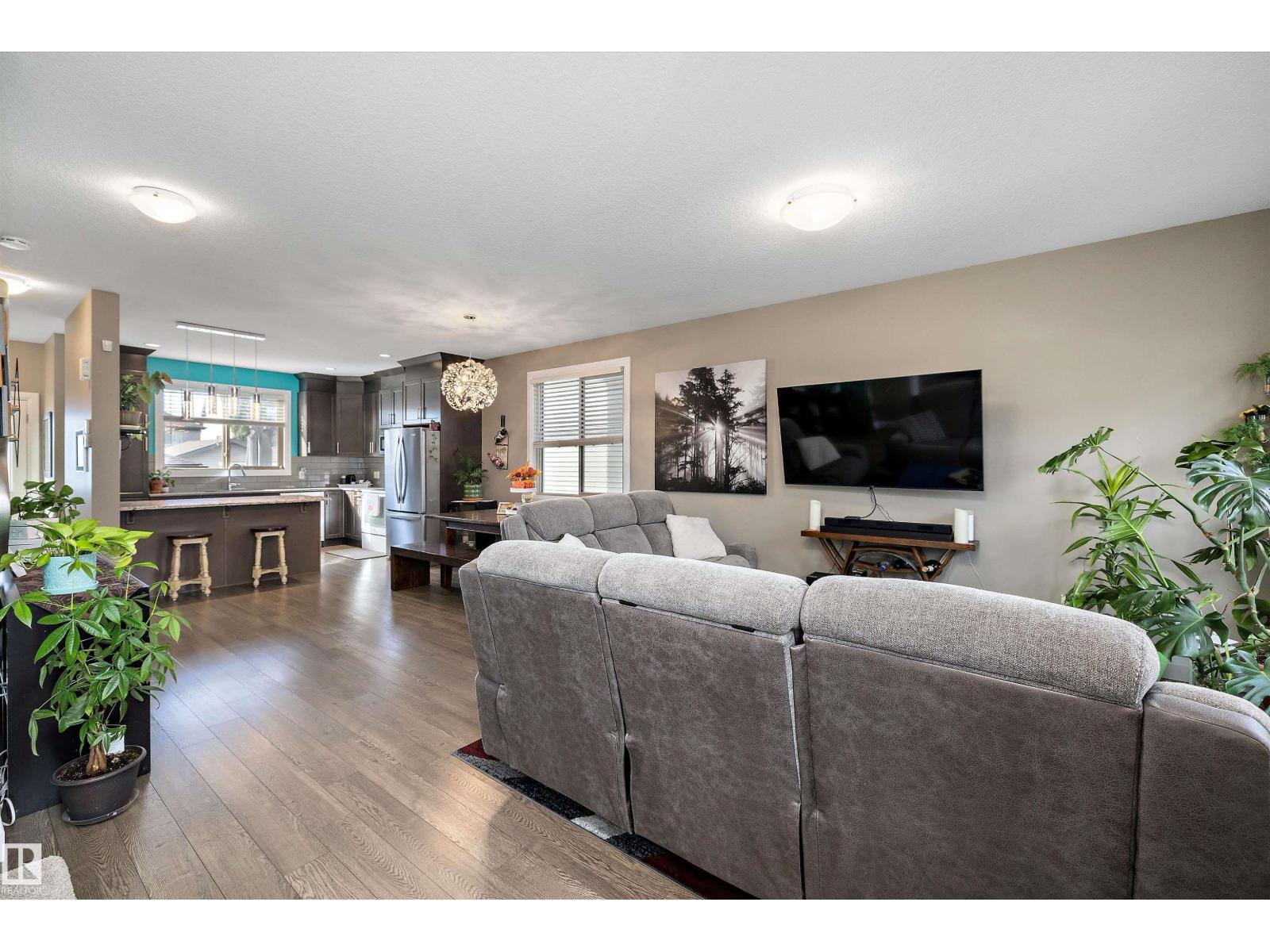 135 Gilmore Wy, Spruce Grove, Alberta  T7X 0M5 - Photo 8 - E4459439