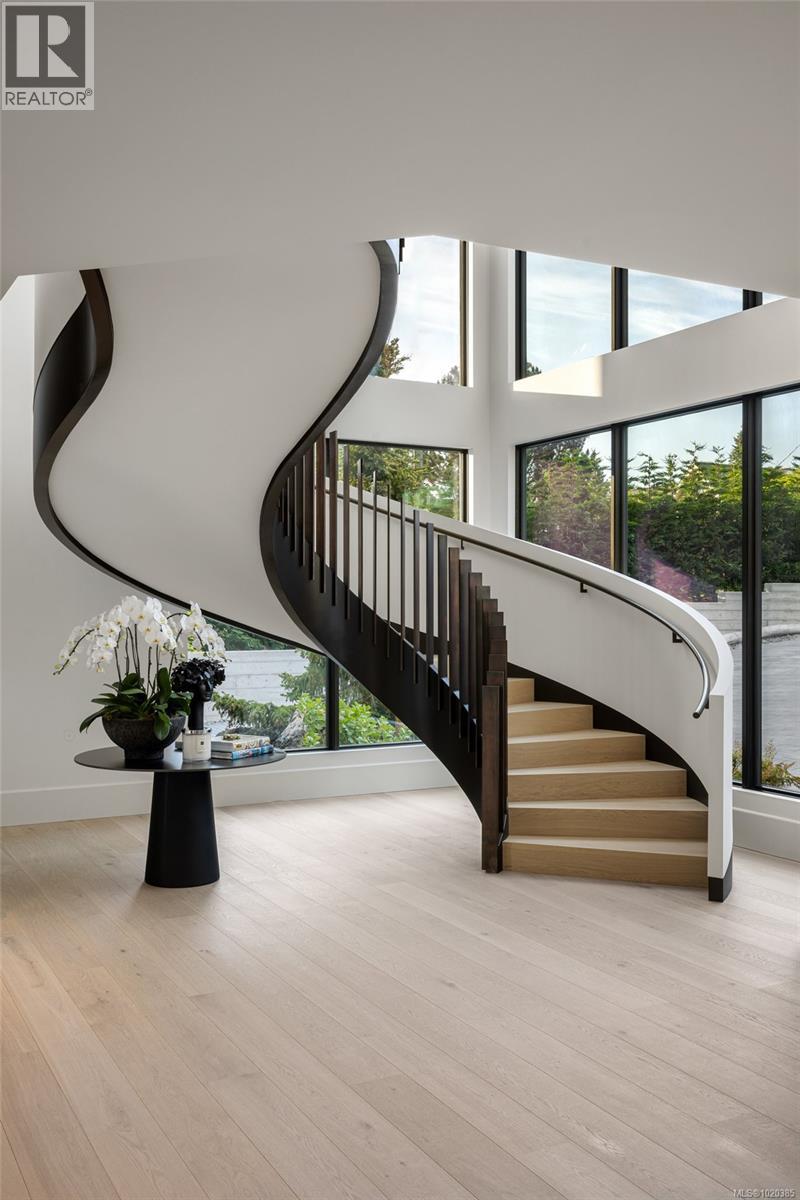 4040 White Rock St, Saanich, British Columbia  V8N 2K4 - Photo 44 - 1020385