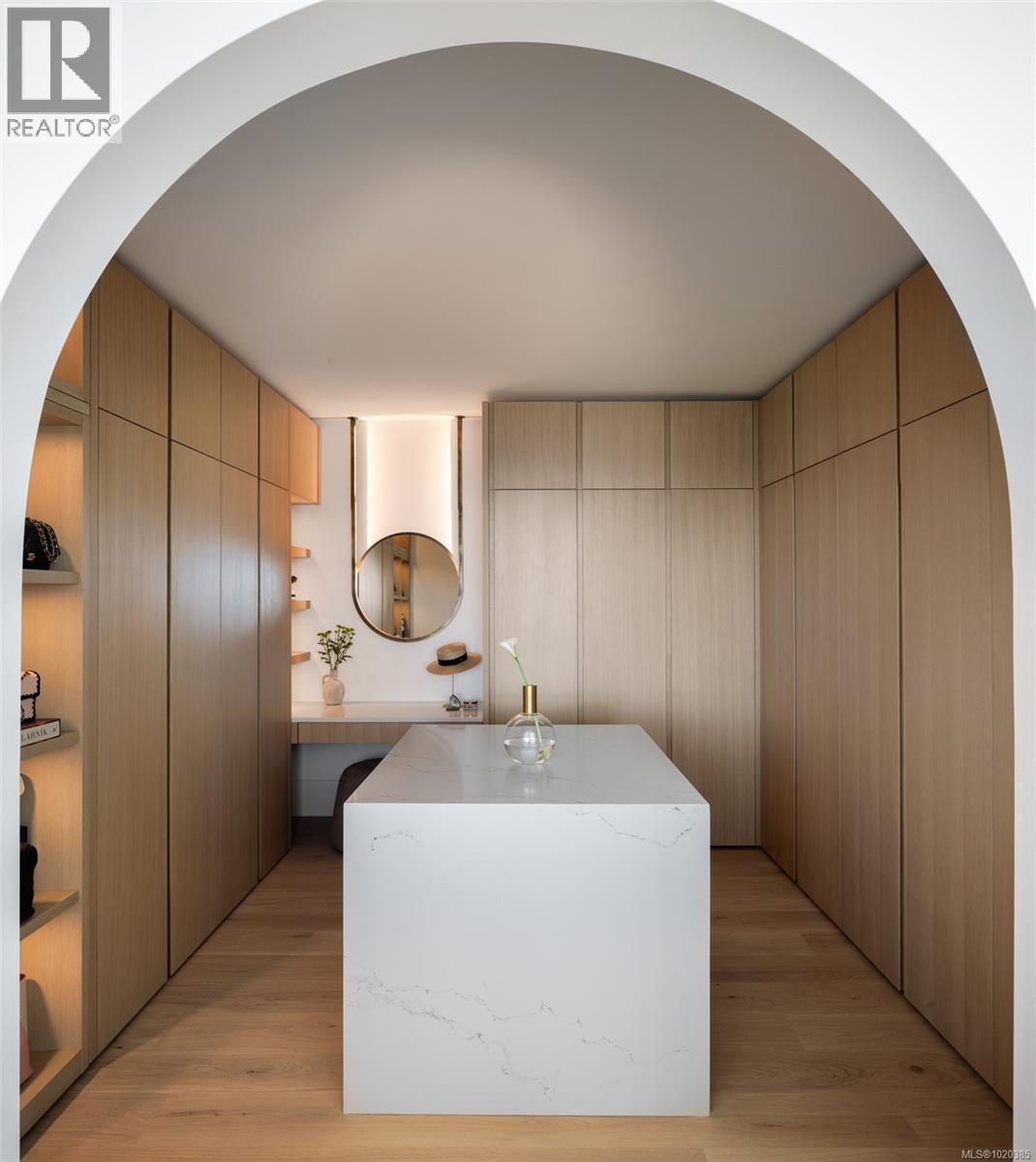 4040 White Rock St, Saanich, British Columbia  V8N 2K4 - Photo 55 - 1020385