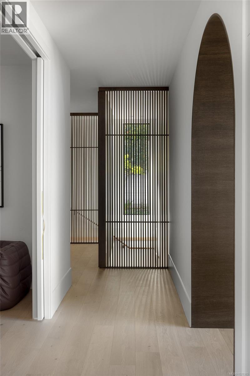 4040 White Rock St, Saanich, British Columbia  V8N 2K4 - Photo 76 - 1020385