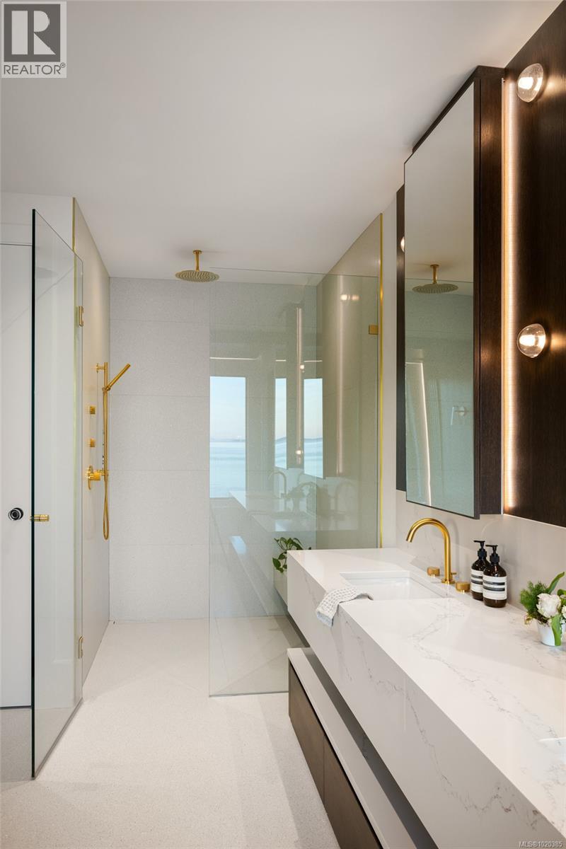 4040 White Rock St, Saanich, British Columbia  V8N 2K4 - Photo 49 - 1020385