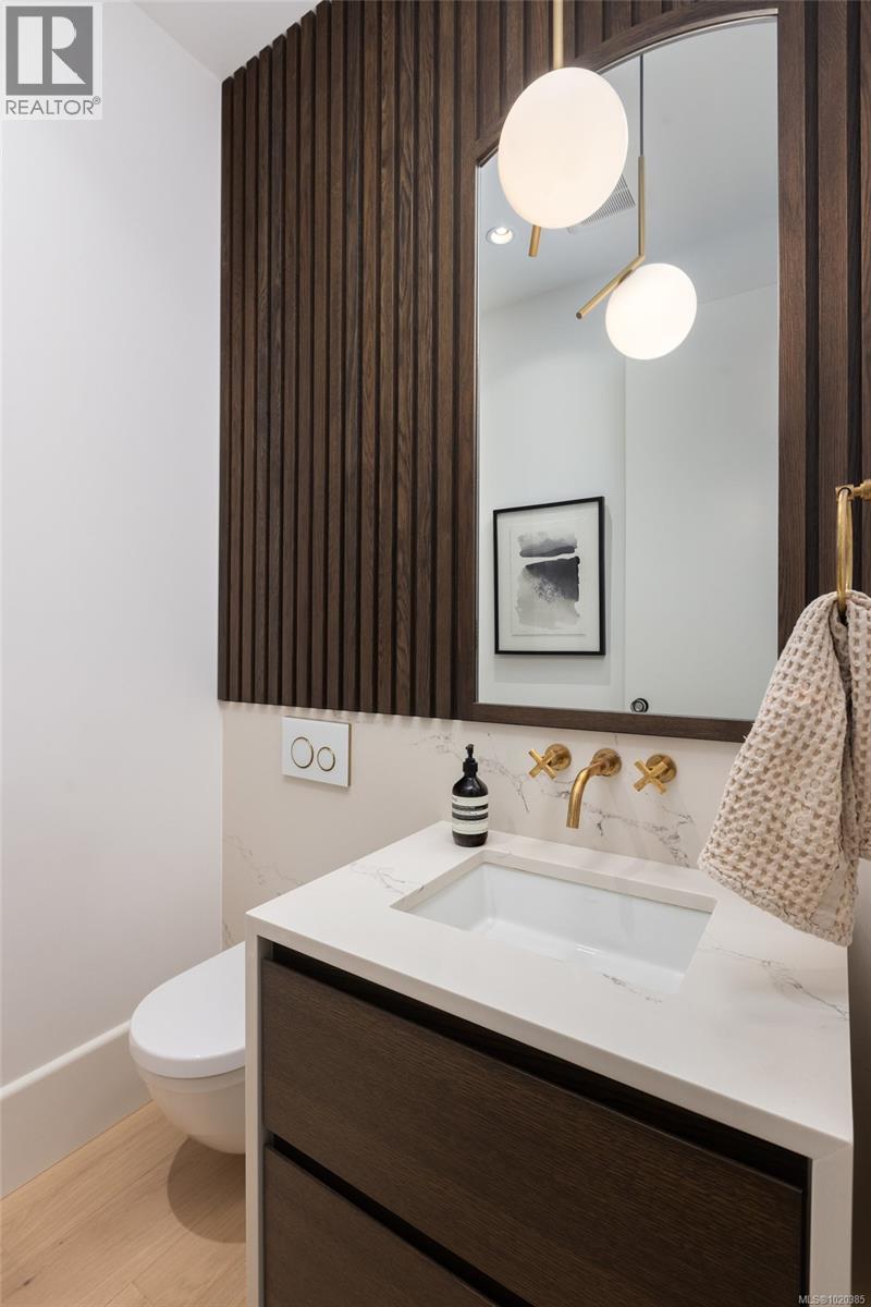 4040 White Rock St, Saanich, British Columbia  V8N 2K4 - Photo 77 - 1020385