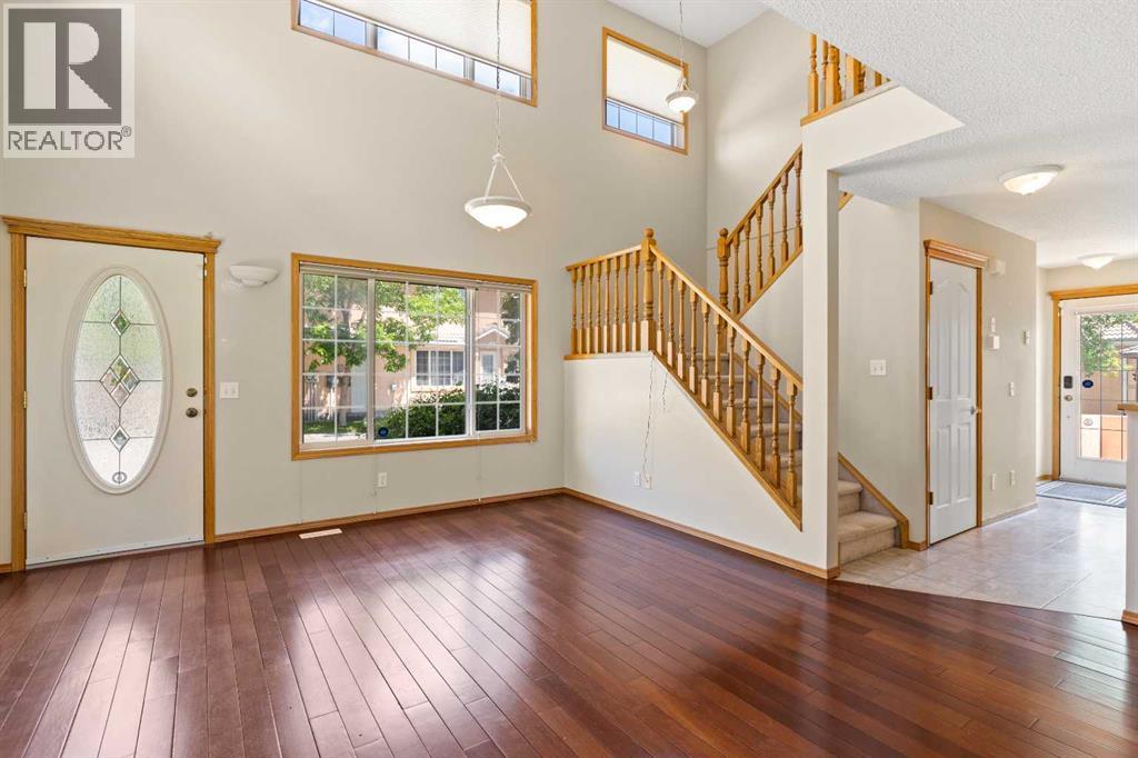 202 Coral Cove Ne, Calgary, Alberta  T3J 3Y9 - Photo 2 - A2269851