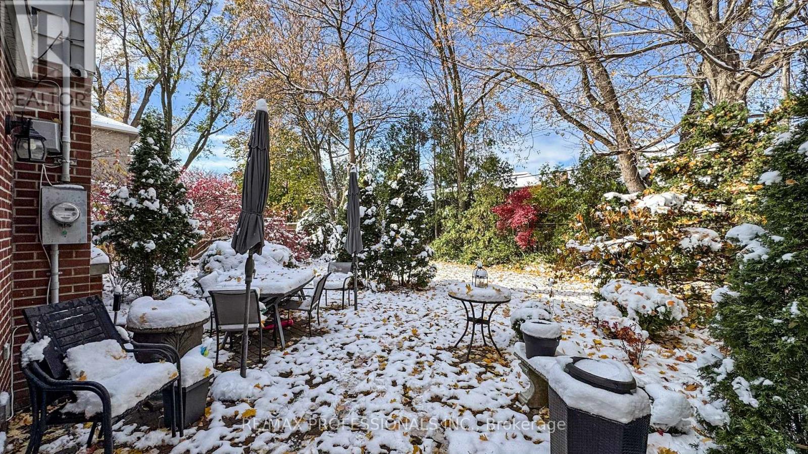 44 Robin Hood Road, Toronto, Ontario  M9A 2W8 - Photo 34 - W12542488