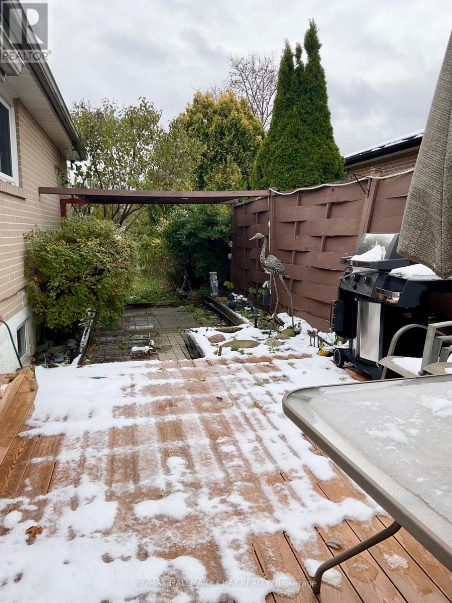 20 Earlsdale Crescent, Brampton, Ontario  L6T 3A8 - Photo 22 - W12543184