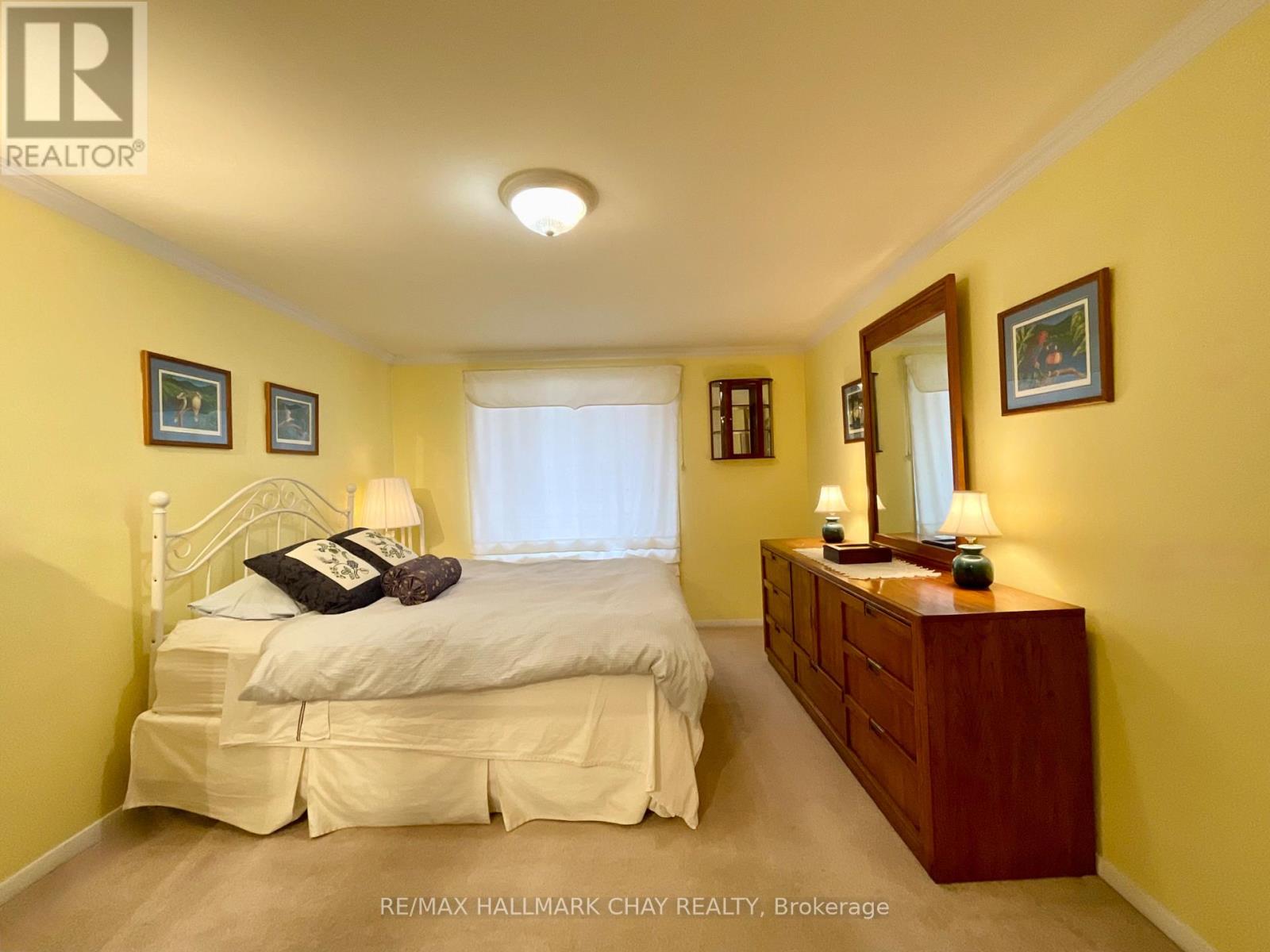 20 Earlsdale Crescent, Brampton, Ontario  L6T 3A8 - Photo 8 - W12543184