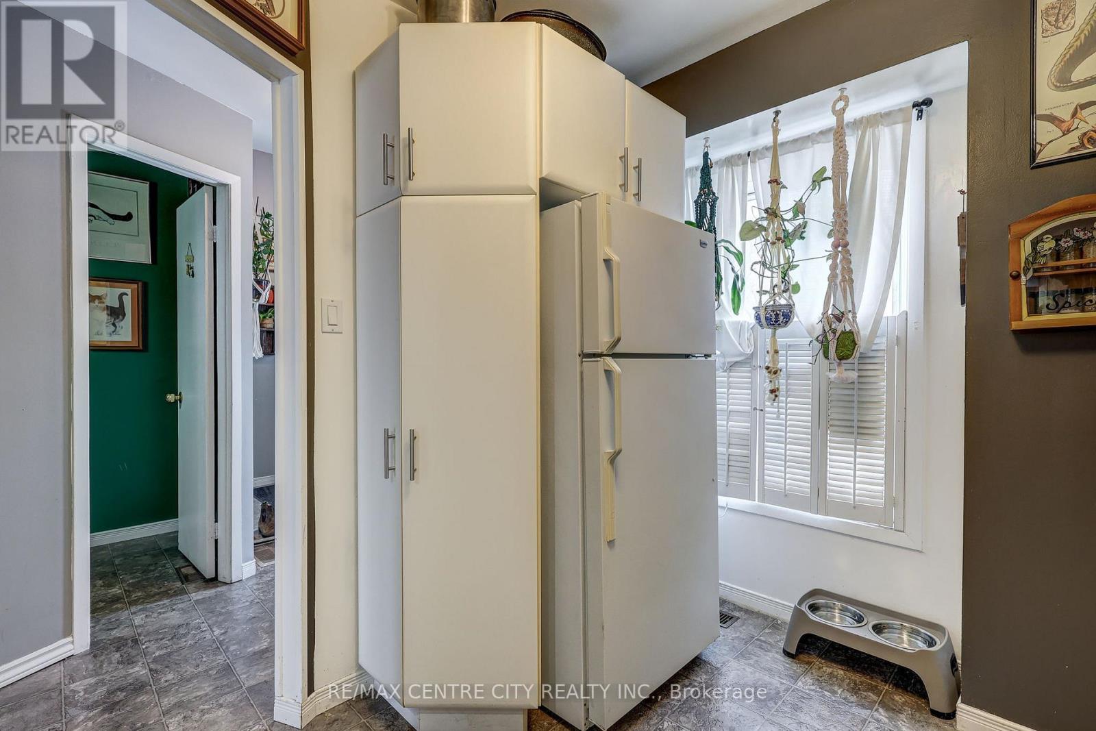 72 Adswood Road, London South, Ontario  N6E 2W1 - Photo 11 - X12543300