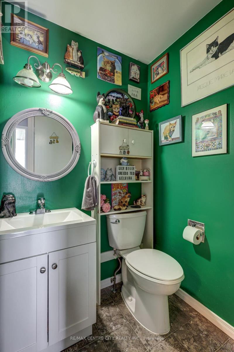 72 Adswood Road, London South, Ontario  N6E 2W1 - Photo 19 - X12543300