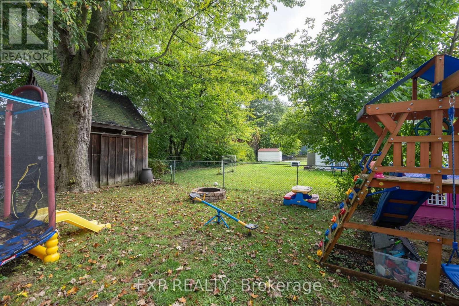 272 Mary Street, Dutton/dunwich, Ontario  N0L 1J0 - Photo 28 - X12543310