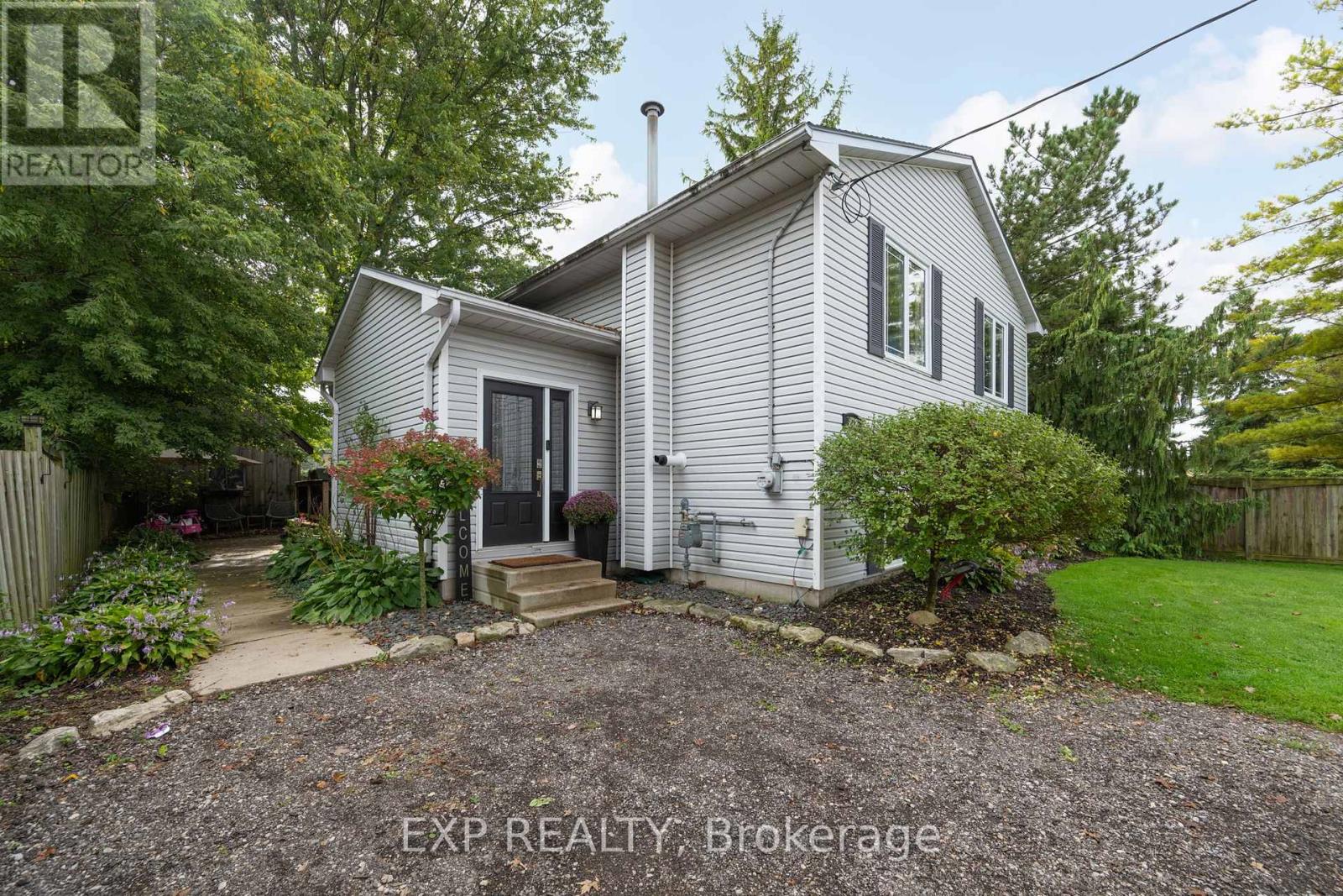 272 Mary Street, Dutton/dunwich, Ontario  N0L 1J0 - Photo 35 - X12543310