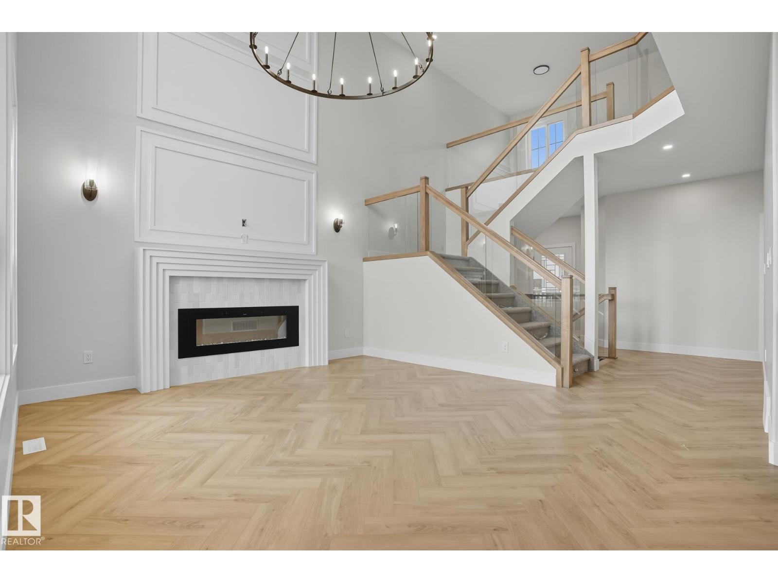 18135 87 ST NW NW, Edmonton, Alberta