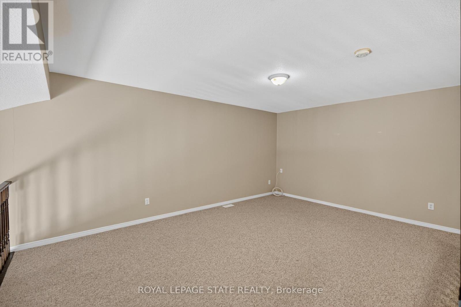 9 Manitoulin Trail, Hamilton, Ontario  L9B 2X8 - Photo 25 - X12543200