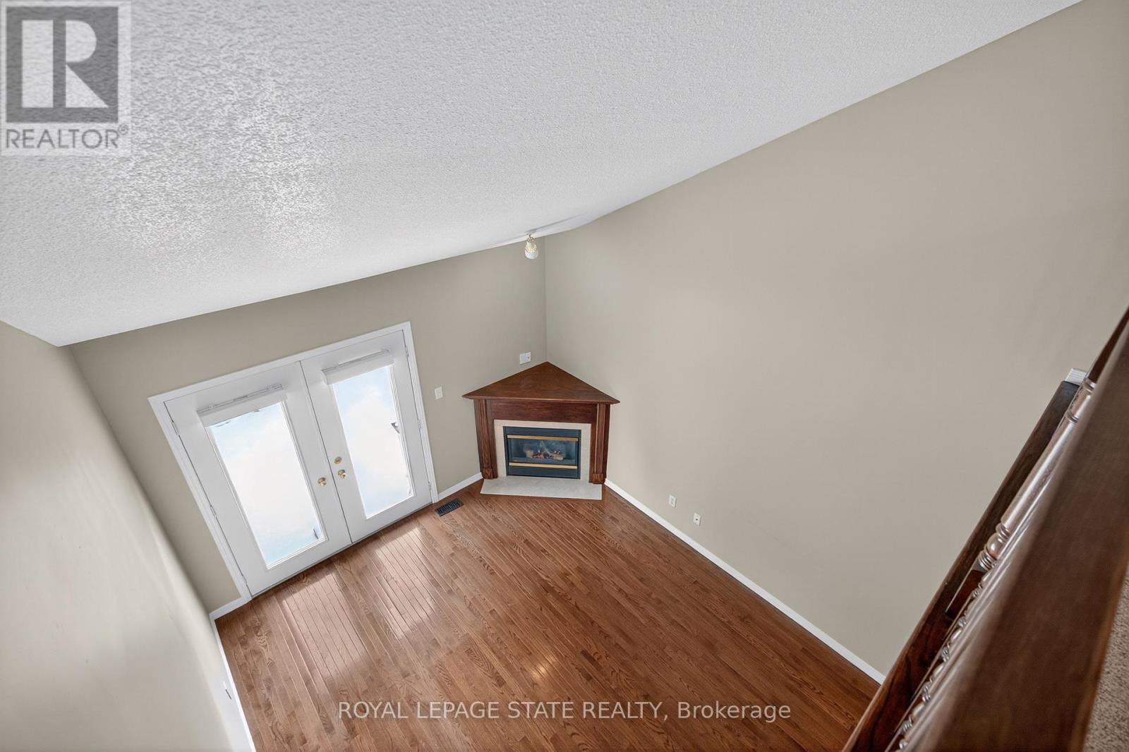 9 Manitoulin Trail, Hamilton, Ontario  L9B 2X8 - Photo 26 - X12543200