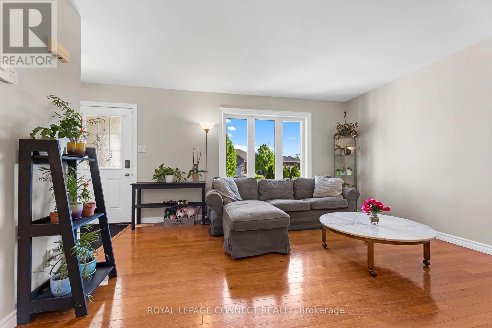 25 Springdale Drive, Kawartha Lakes, Ontario  K9V 4R1 - Photo 25 - X12543212