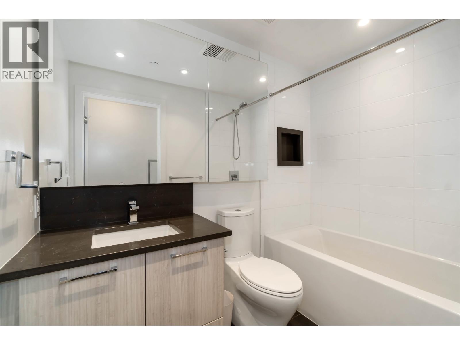 808 3581 E Kent Avenue North, Vancouver, British Columbia  V5S 0H6 - Photo 20 - R3066335