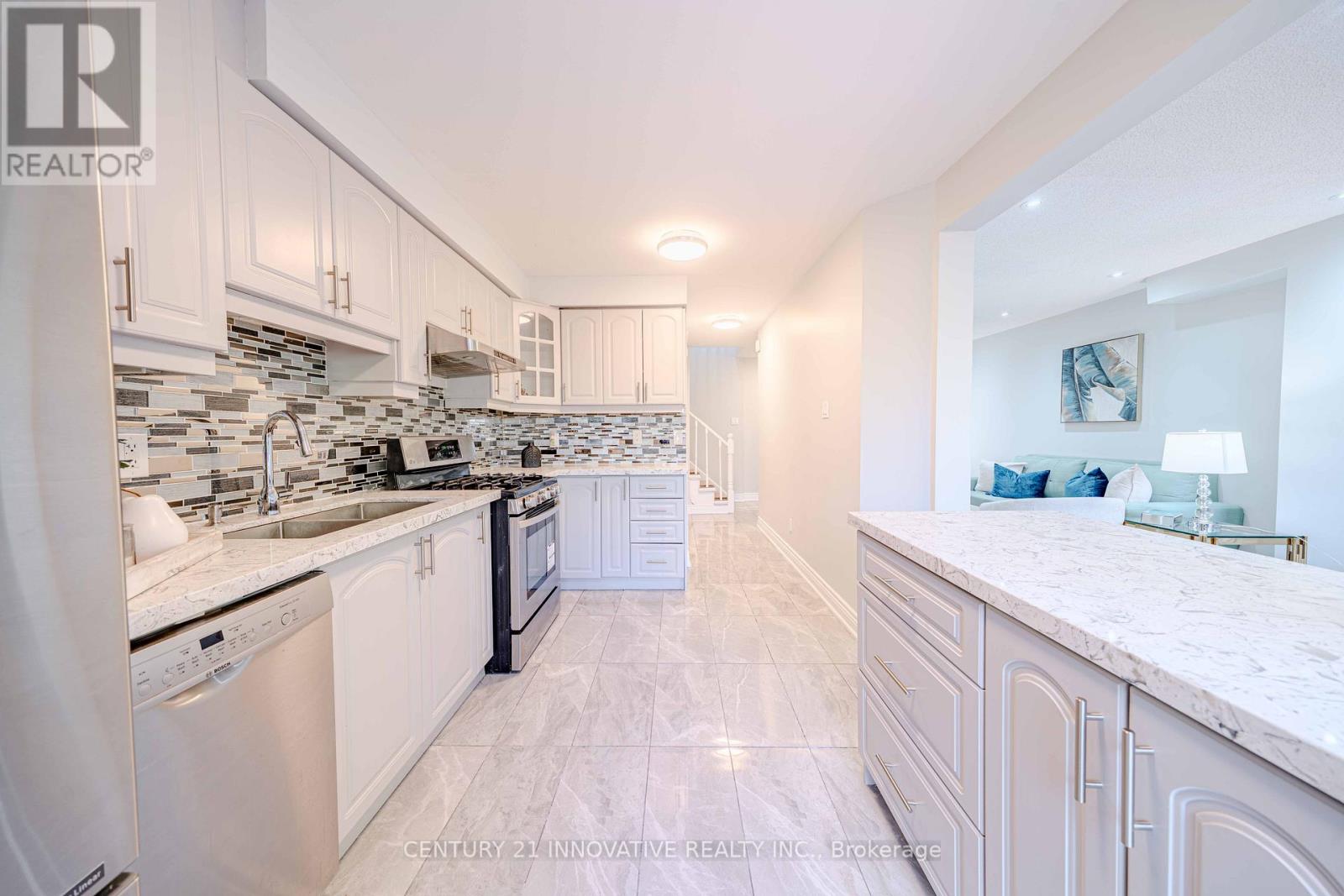 122 Cutters Crescent, Brampton, Ontario  L6Y 4J8 - Photo 12 - W12529690