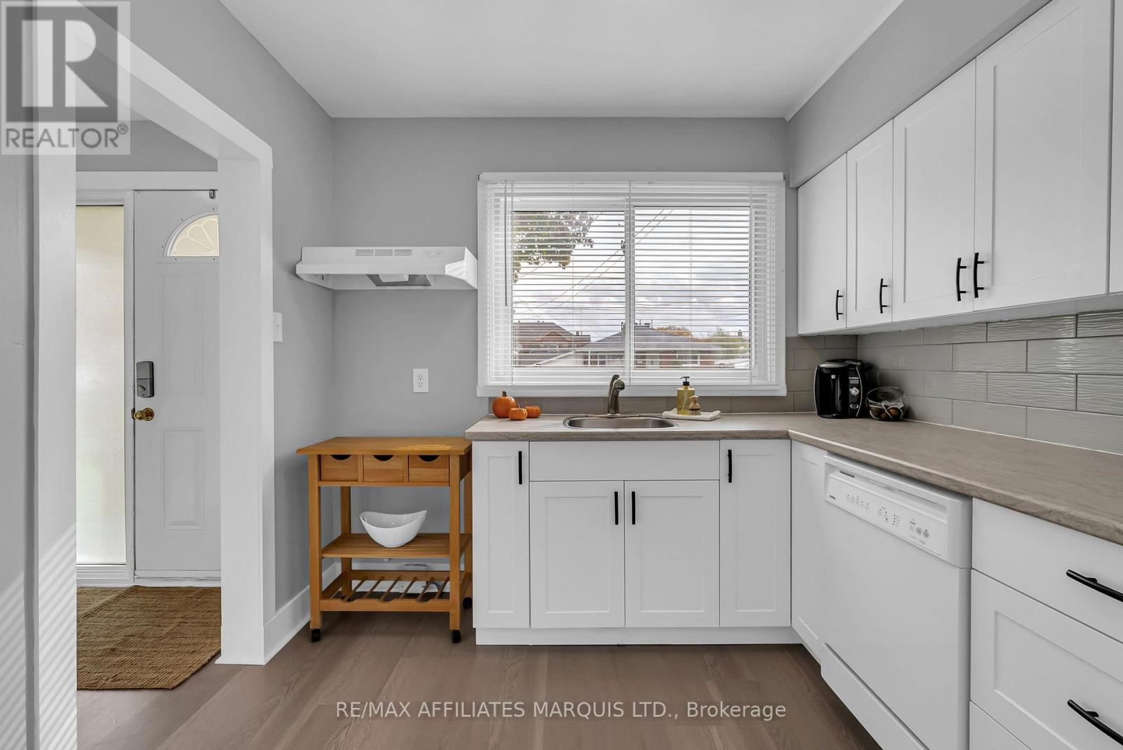 1205 Osborne Avenue, Cornwall, Ontario  K6J 1L2 - Photo 6 - X12479764