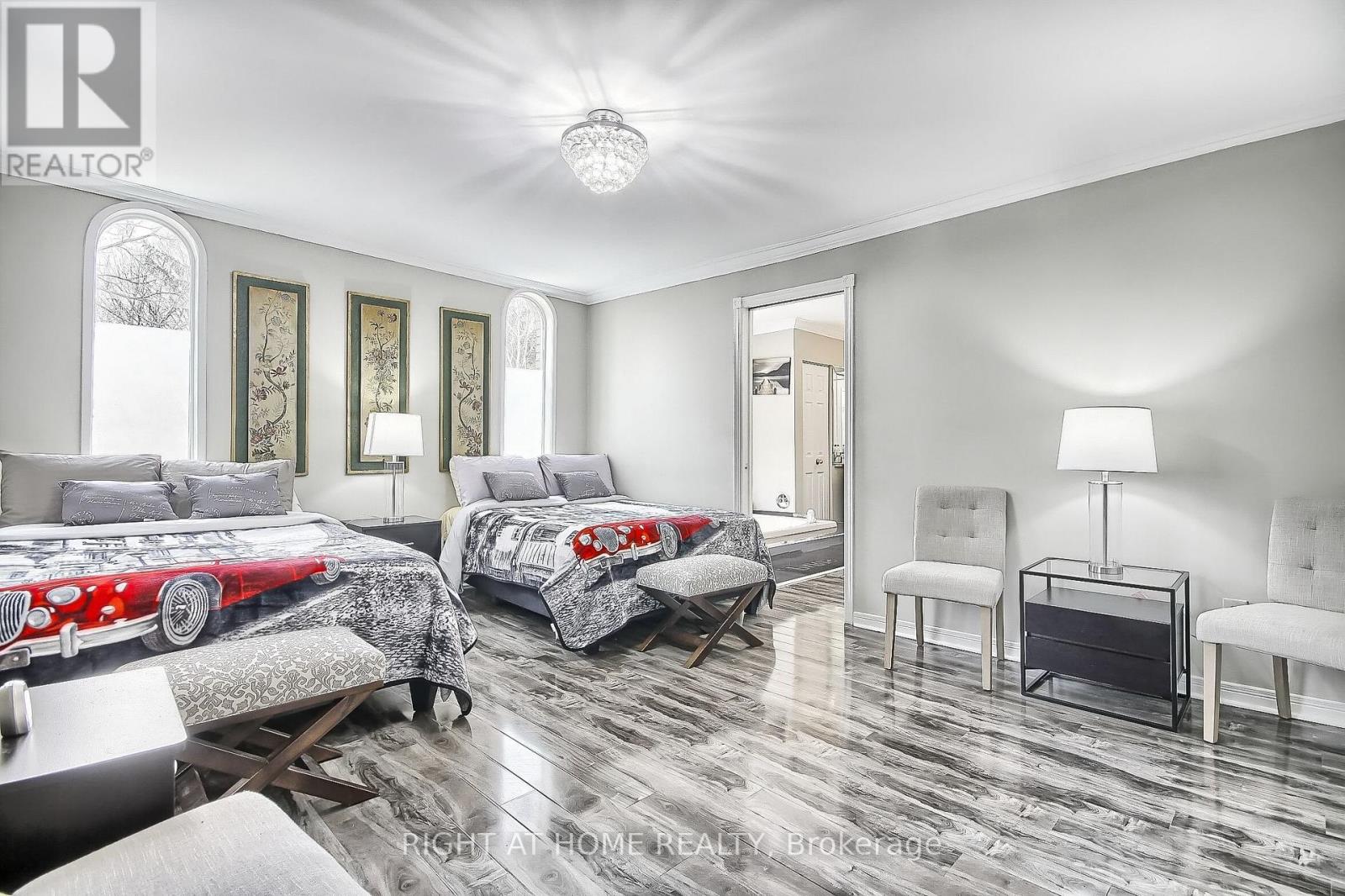 122 Elvaston Drive, Toronto, Ontario  M4A 1N6 - Photo 18 - C12519604