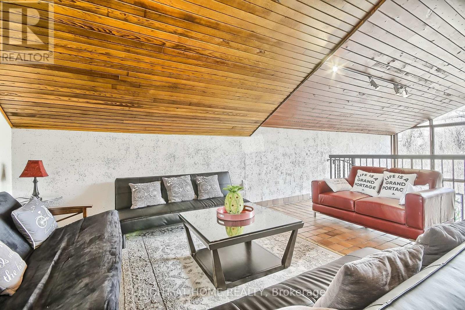 122 Elvaston Drive, Toronto, Ontario  M4A 1N6 - Photo 29 - C12519604