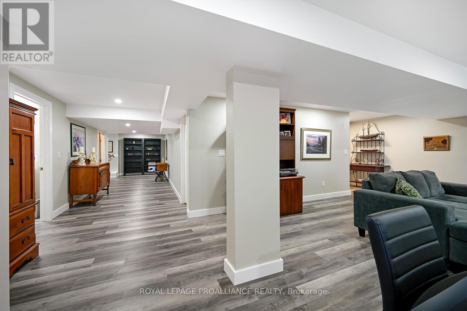 11 Ben Tekamp Terrace, Brockville, Ontario  K6V 0E8 - Photo 34 - X12542932