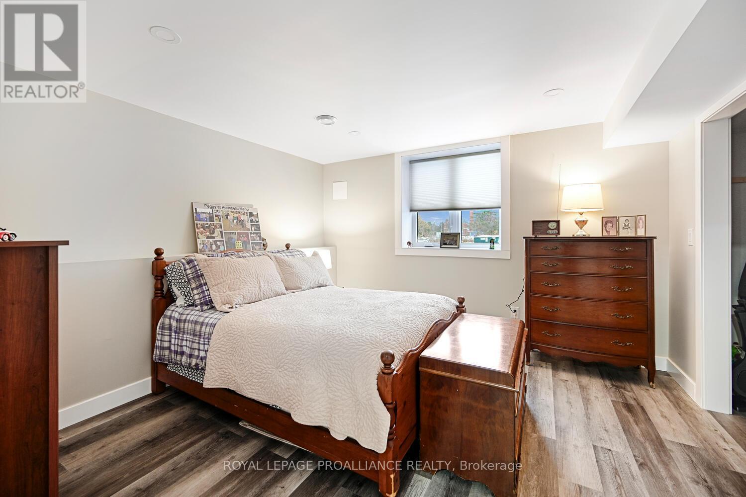 11 Ben Tekamp Terrace, Brockville, Ontario  K6V 0E8 - Photo 33 - X12542932