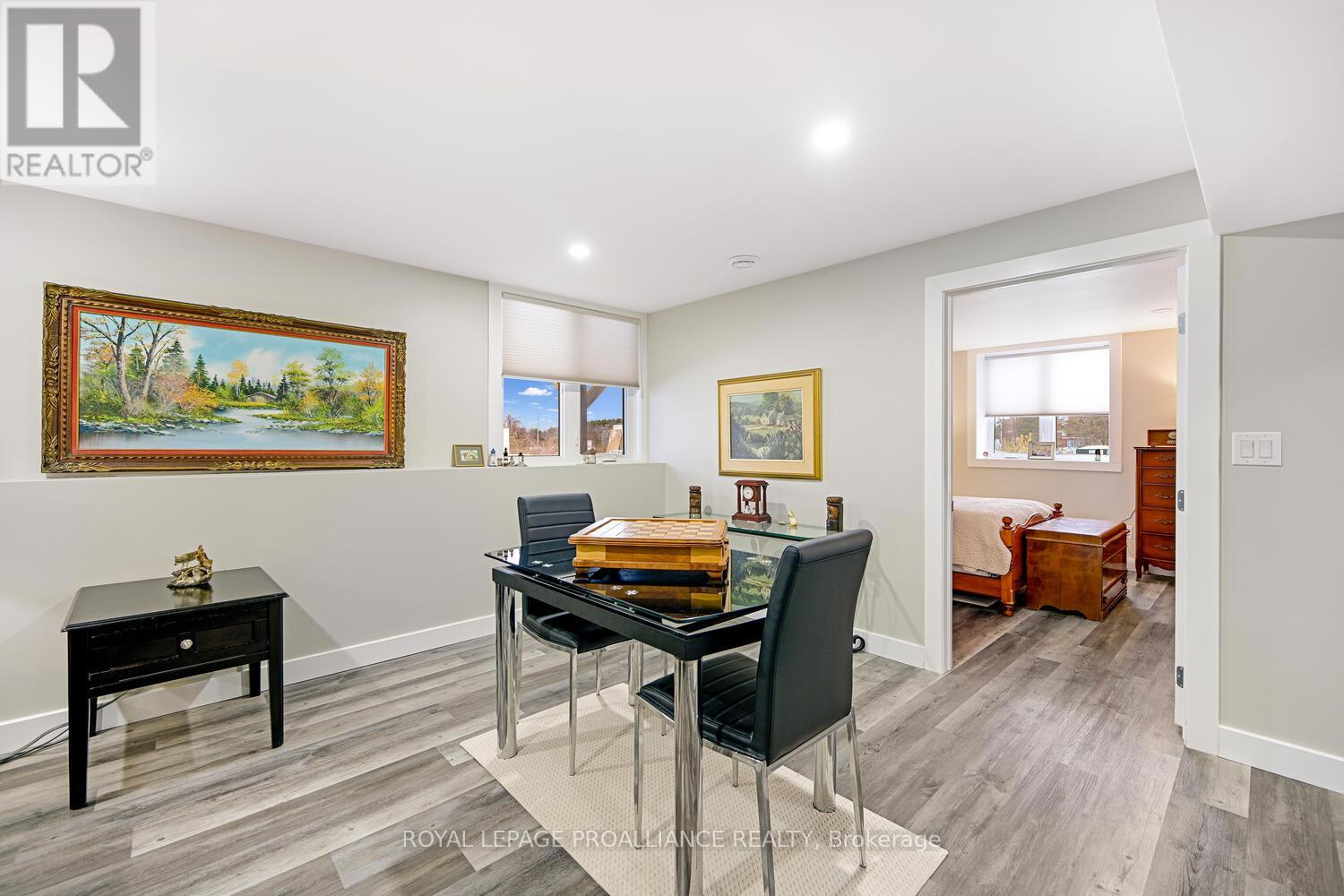 11 Ben Tekamp Terrace, Brockville, Ontario  K6V 0E8 - Photo 32 - X12542932