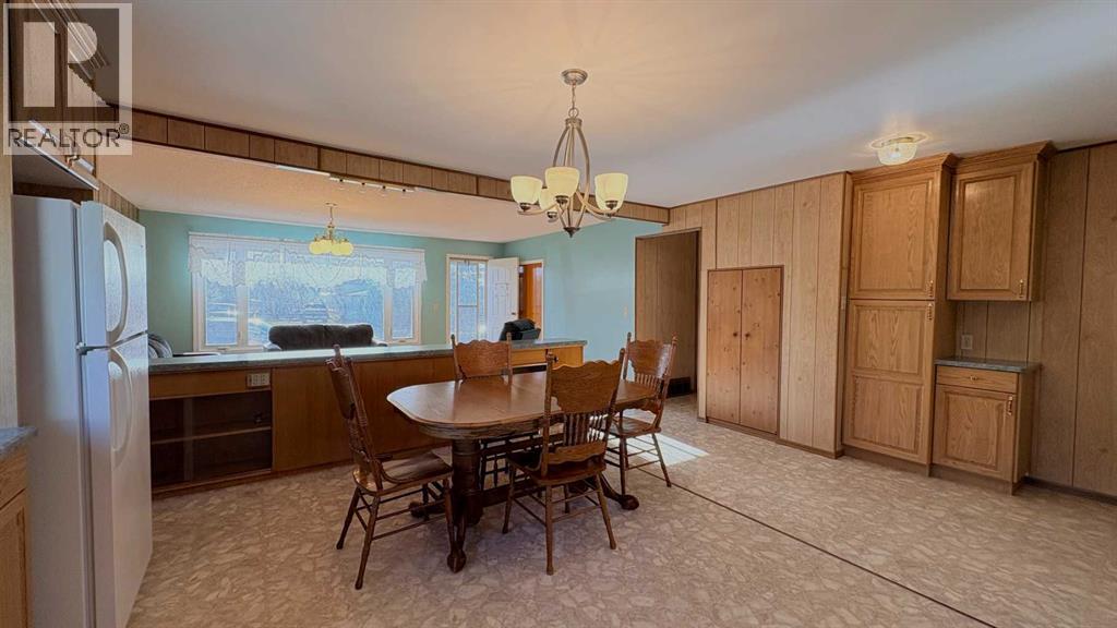 1030 15 Avenue, Wainwright, Alberta  T9W 1J8 - Photo 9 - A2270675