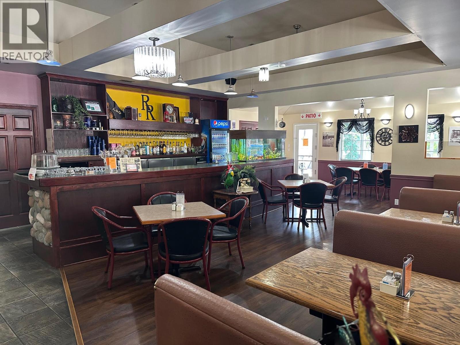 333 Shuswap Avenue, Chase, British Columbia  V0E 1M0 - Photo 3 - 10350619