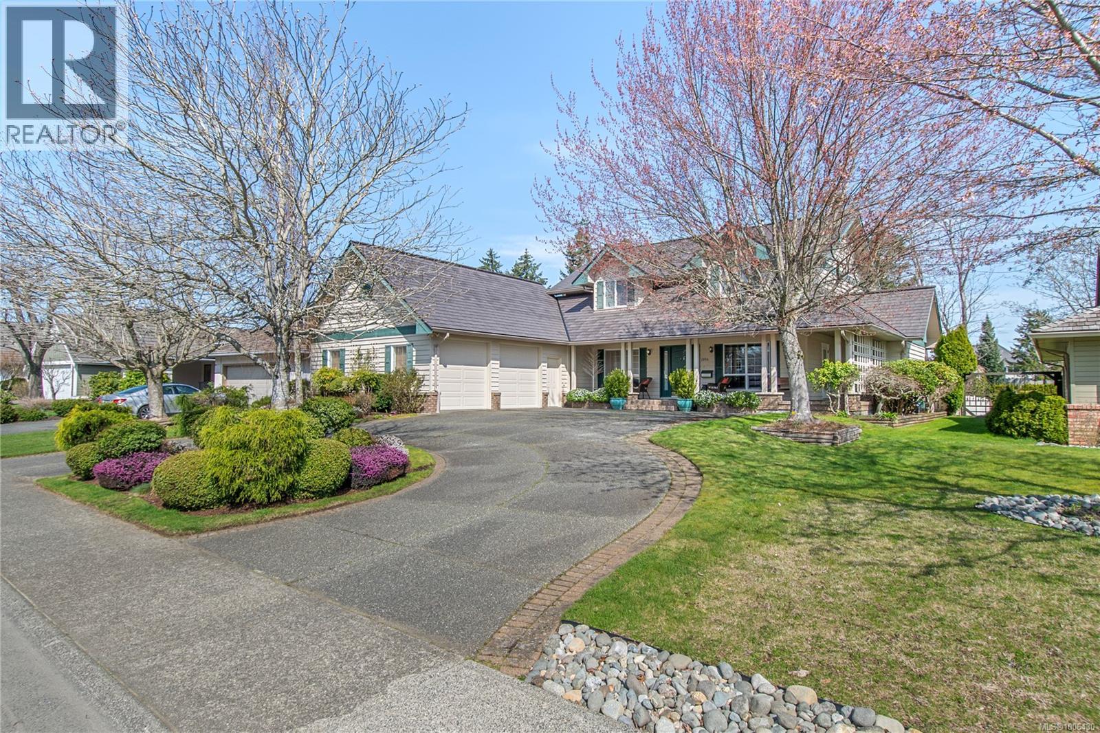 2996 Royal Vista Way, Courtenay, British Columbia  V9N 9X3 - Photo 59 - 1006430