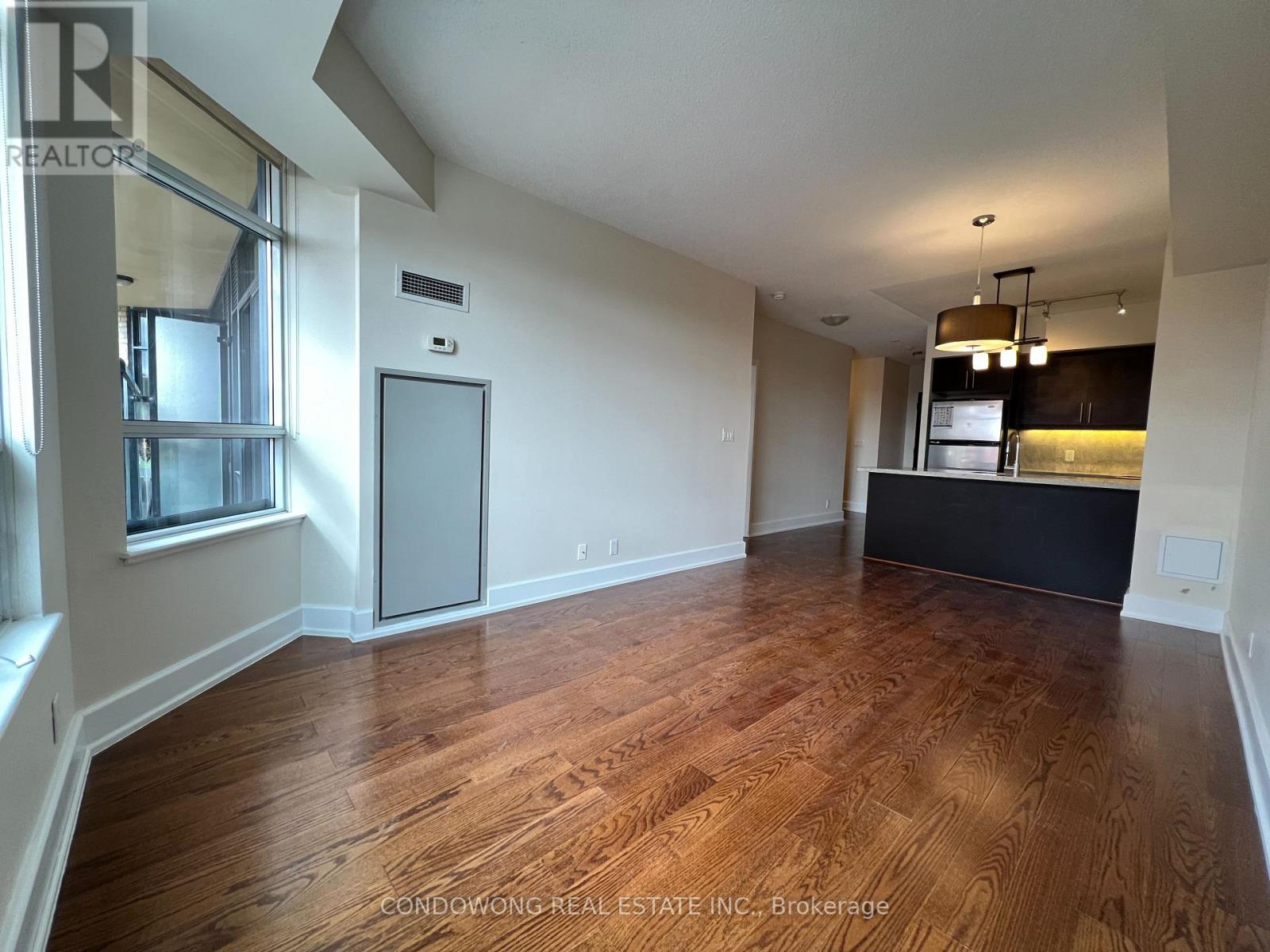202 - 676 Sheppard Avenue E, Toronto, Ontario  M2K 3E7 - Photo 2 - C12543290