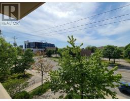 202 - 676 SHEPPARD AVENUE E, Toronto, Ontario