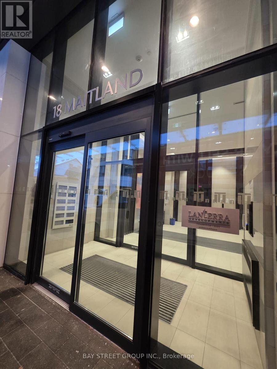 1301 - 18 Maitland Terrace, Toronto, Ontario  M4Y 0H2 - Photo 2 - C12543338