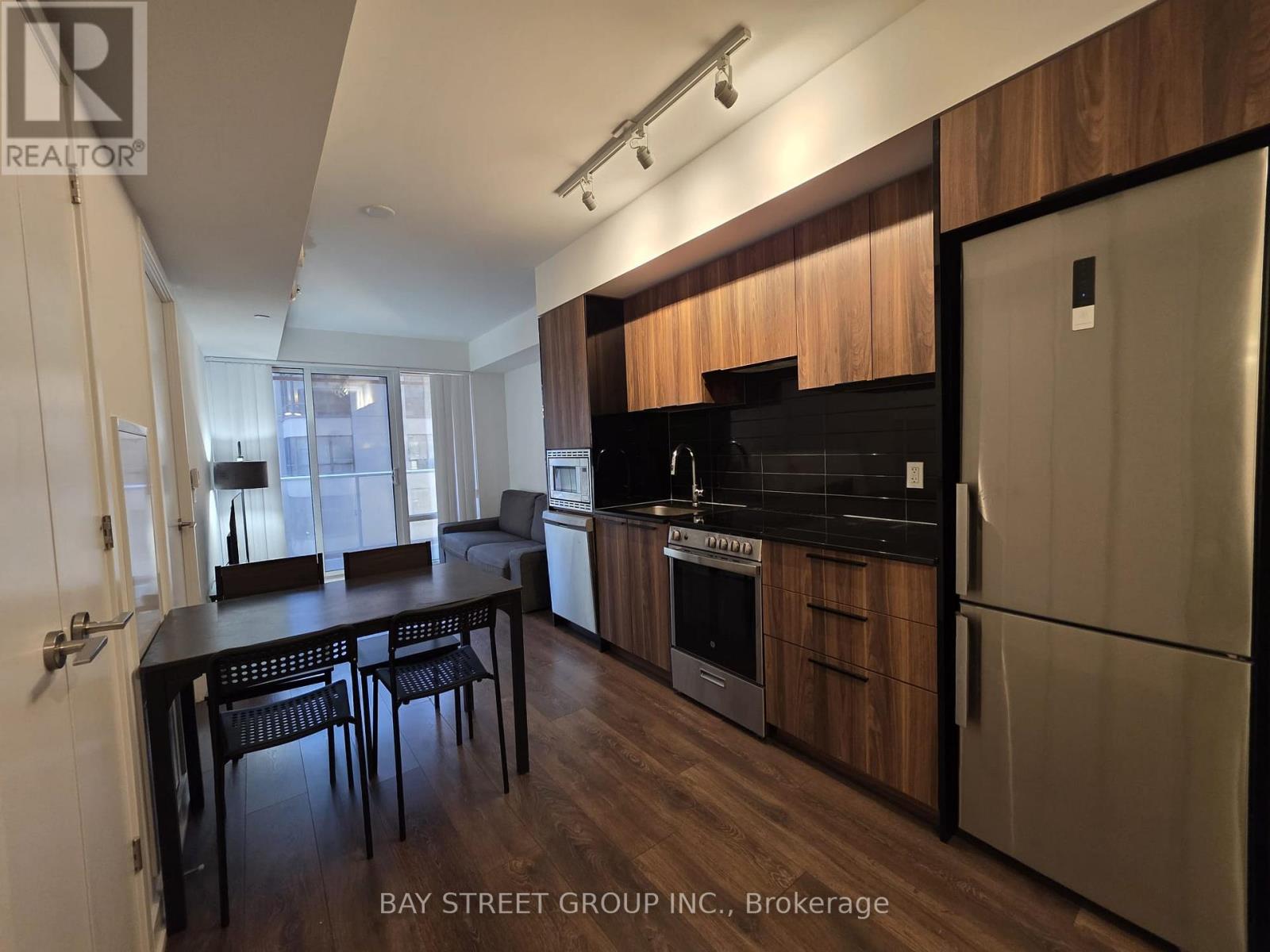 1301 - 18 Maitland Terrace, Toronto, Ontario  M4Y 0H2 - Photo 4 - C12543338