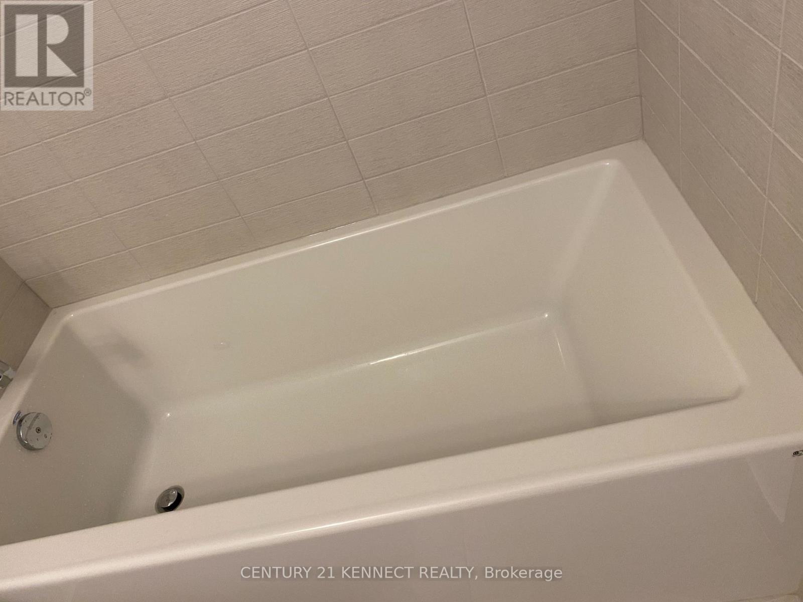 3903 - 403 Church Street, Toronto, Ontario  M4Y 0C9 - Photo 16 - C12543348