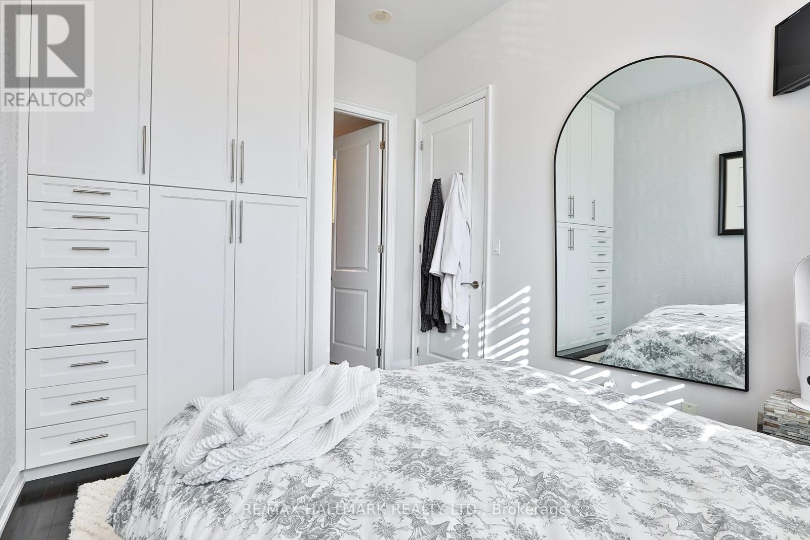 204 - 1 Bedford Road, Toronto, Ontario  M5R 2B5 - Photo 26 - C12543374