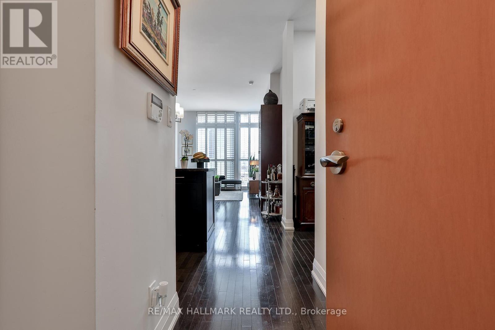 204 - 1 Bedford Road, Toronto, Ontario  M5R 2B5 - Photo 4 - C12543374