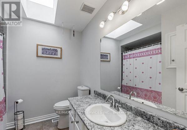 410 Sunset Boulevard, Clarington, Ontario  L1B 1C8 - Photo 12 - E12543282