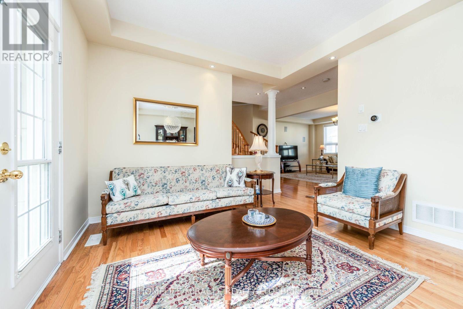 8 Solway Crescent, Ajax, Ontario  L1Z 0A7 - Photo 10 - E12543322