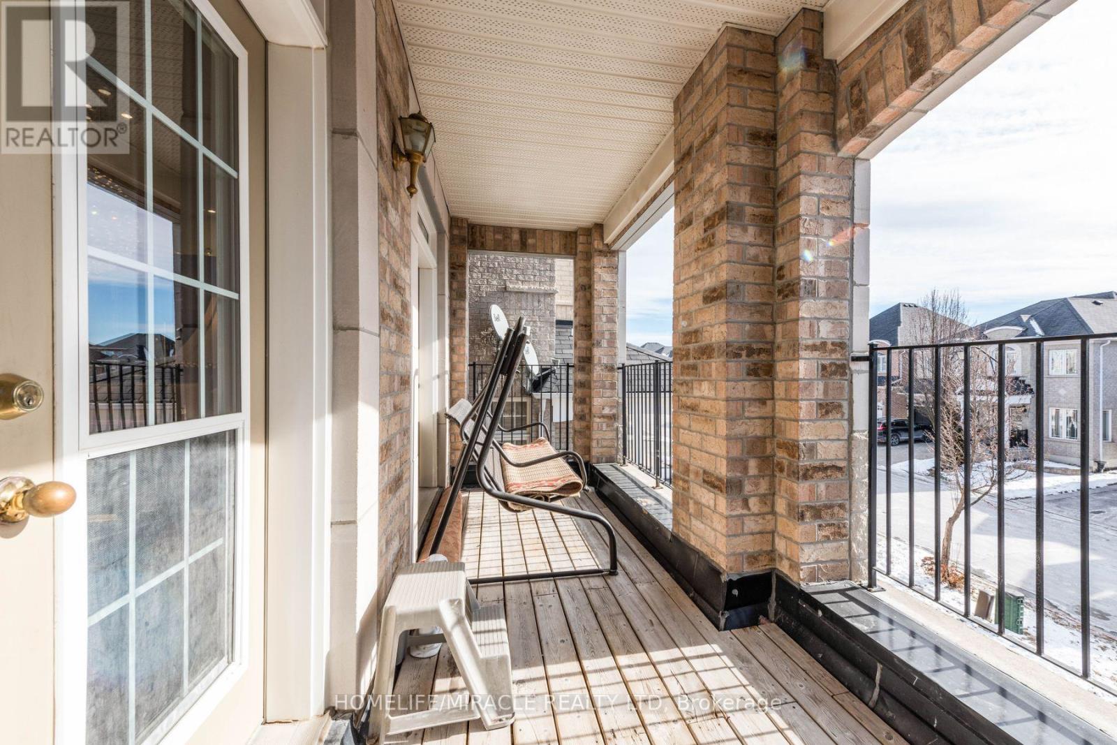 8 Solway Crescent, Ajax, Ontario  L1Z 0A7 - Photo 11 - E12543322