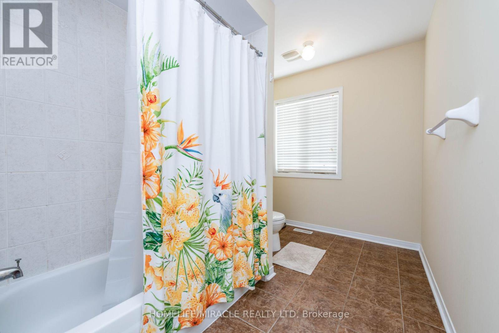 8 Solway Crescent, Ajax, Ontario  L1Z 0A7 - Photo 27 - E12543322