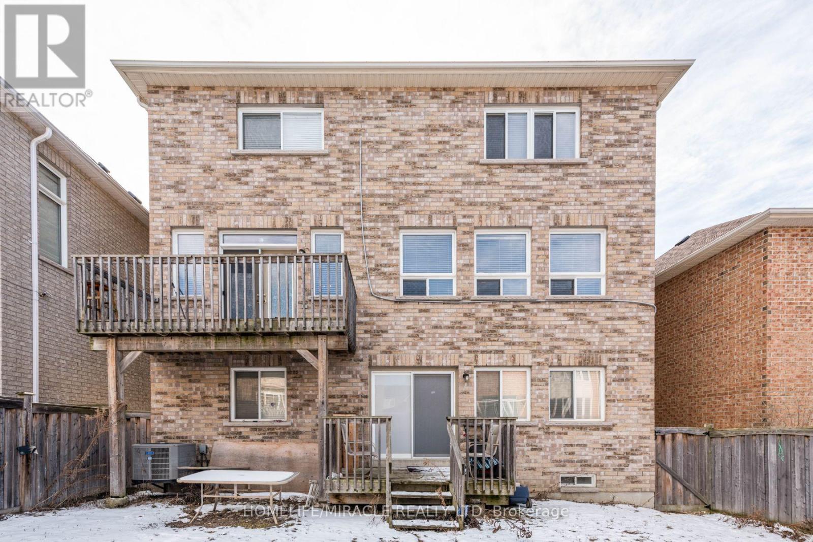 8 Solway Crescent, Ajax, Ontario  L1Z 0A7 - Photo 6 - E12543322